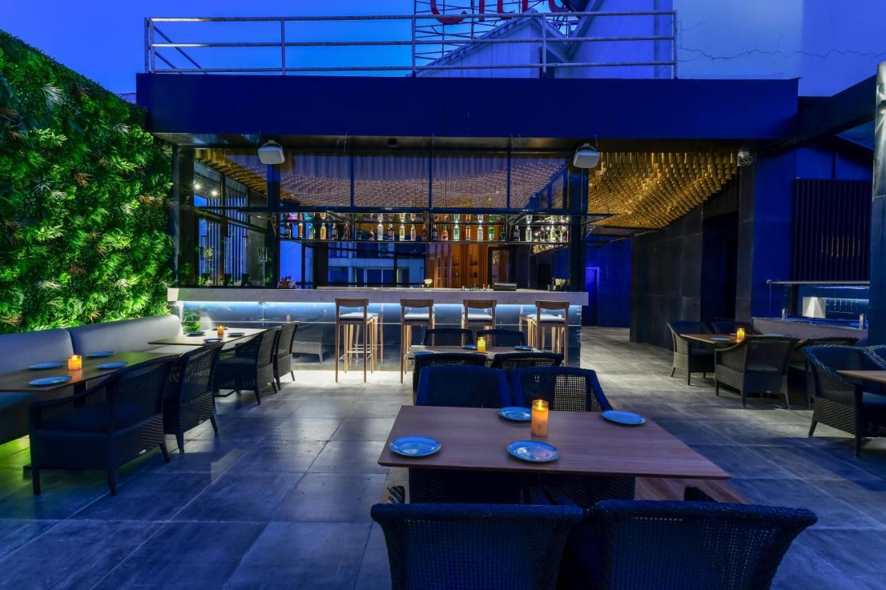 Regenta Place Raysons كولهابور المظهر الخارجي الصورة